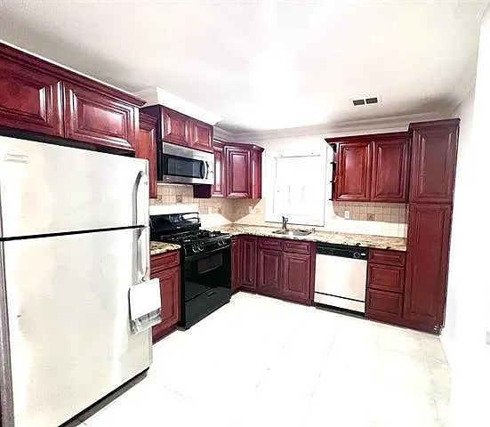 268 Grant Ave #1 — Photo 4