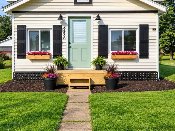 608 N Fillmore St, Osceola, IA 50213