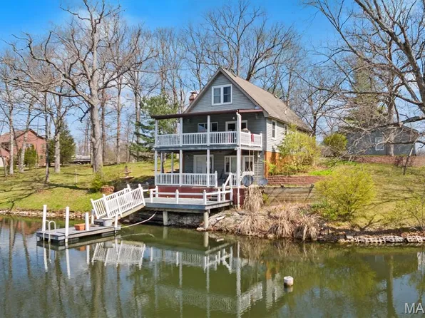 10949 Clearwater Ln, Plainview, IL 62685