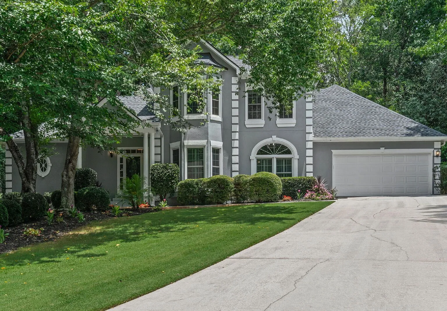 6 bed, 3.5 bath, 3484 sqft, $4,335 — Photo 4