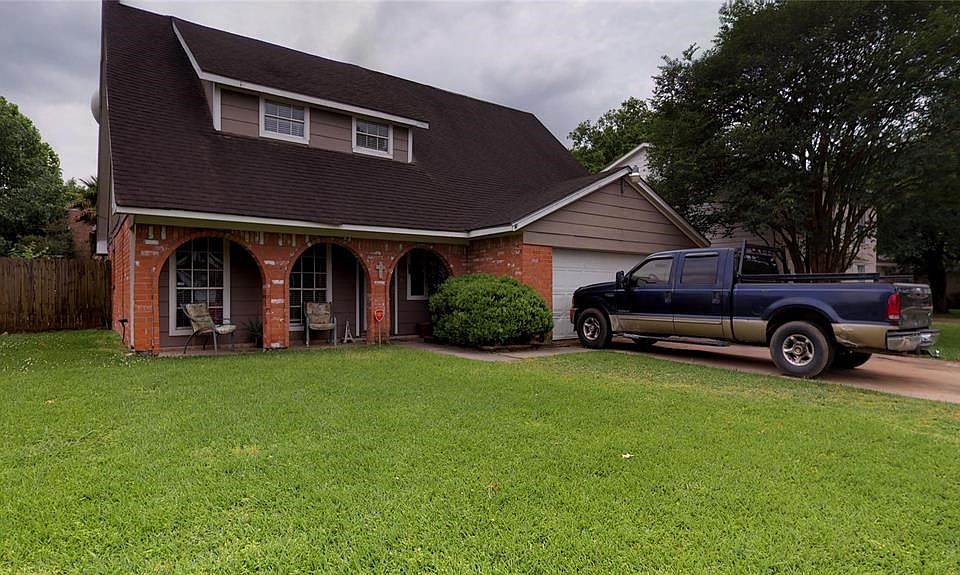9719 Golden Sunshine Drive, Houston Tx 77064