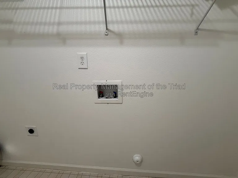 809 Topsail Dr — Photo 16