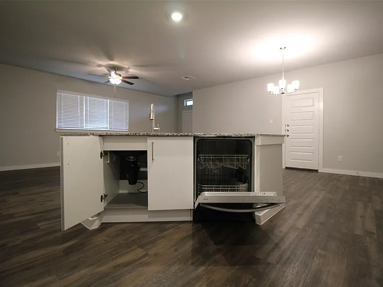 25504 Starling Ln — Photo 5