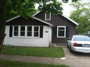 1931 Reynolds St, Muskegon, MI 49442