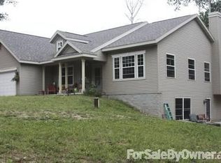 4600 Stoneville Rd, Ishpeming, MI 49849