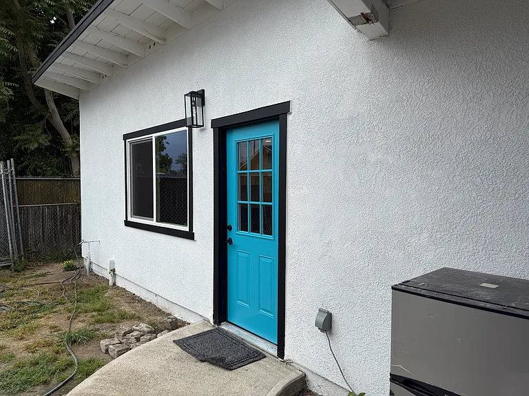 737 Walnut St — Photo 4