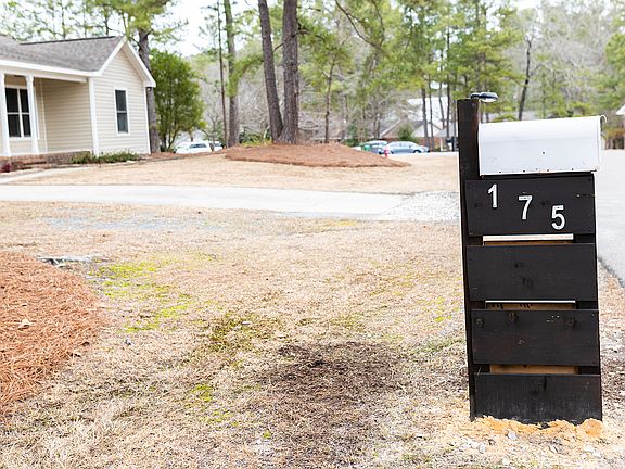 2nd image of 175 Sandhills Cir