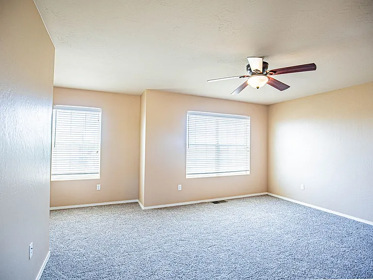 1501 Galway Dr — Photo 37