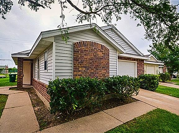 2nd image of 7717 Ellis Dr