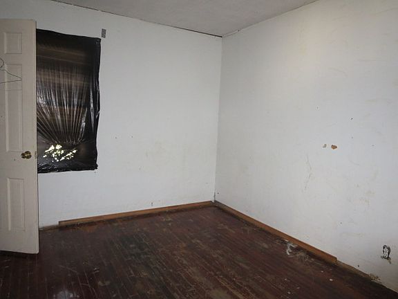 5th image of 1236 N Winston Ave
