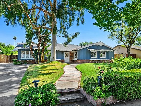 4th image of 3749 San Rafael Way