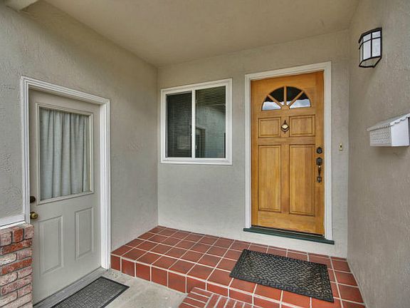 4th image of 1305 Park Pleasant Cir