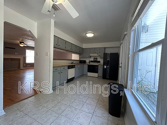4th image of 3014 Glastonbury Cir