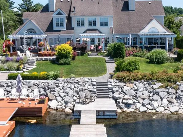 102 Wycliffe Cv, Tay, ON L0K 2A0