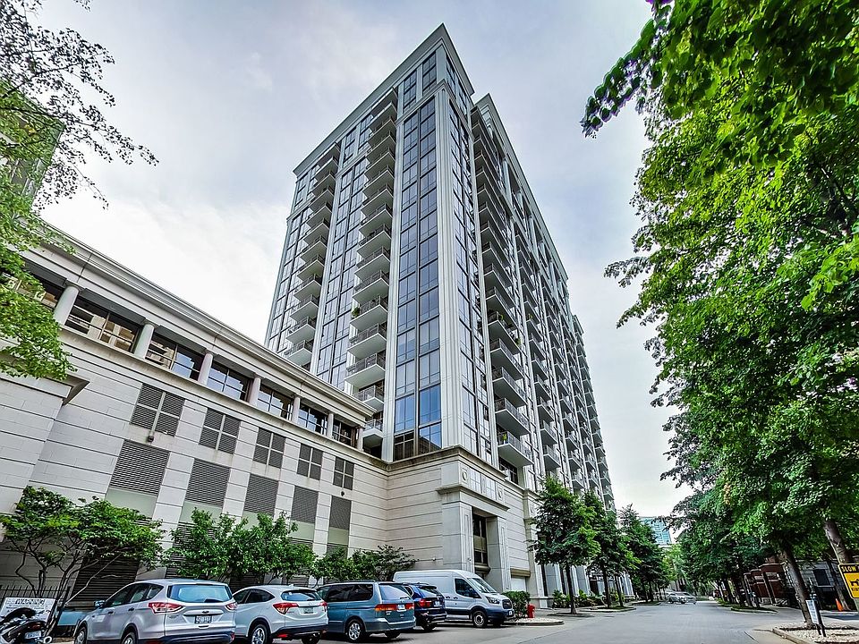 1st image of 1335 S Prairie Ave Unit 1708