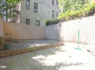 144 W 70th St APT 2, New York, NY 10023