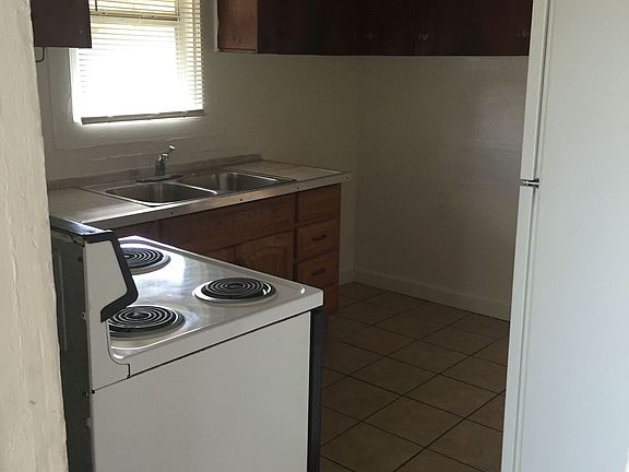 4th image of 4301 N 30th St