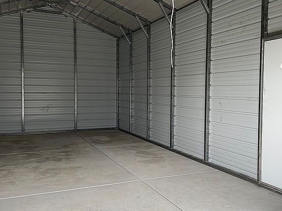 2nd image of 6603 W Willamette Ave