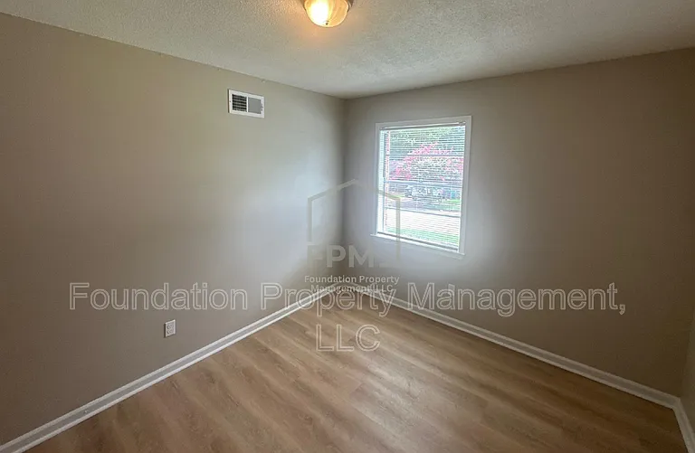 2224 Willow Wood Ave — Photo 11