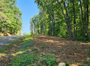 1056 Wilderness Rd, Friendsville, TN 37737