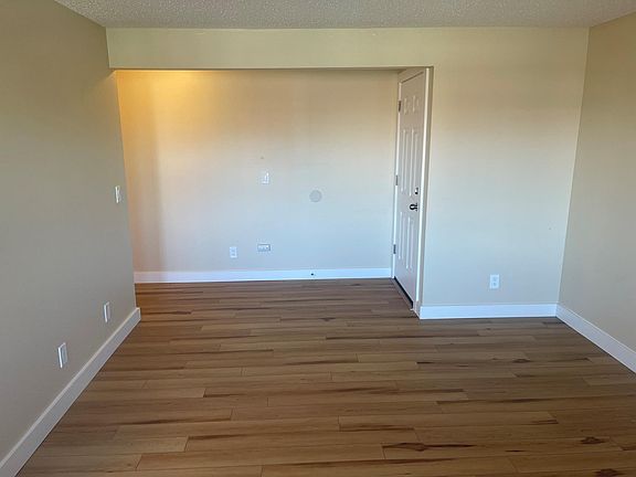 2nd image of 1902 S Union Ave