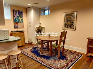 14 Farwell Pl, Cambridge, MA 02138