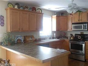 2nd image of 113 Bridgewood Ct