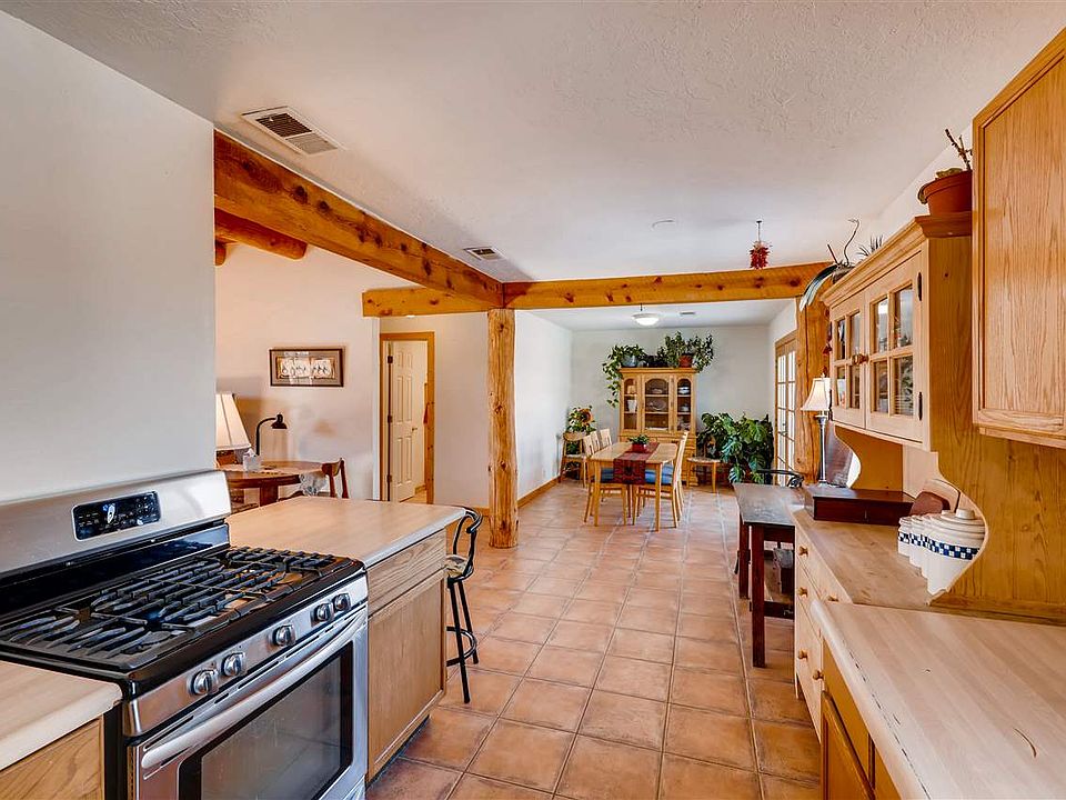 2nd image of 15 Palacio Rd