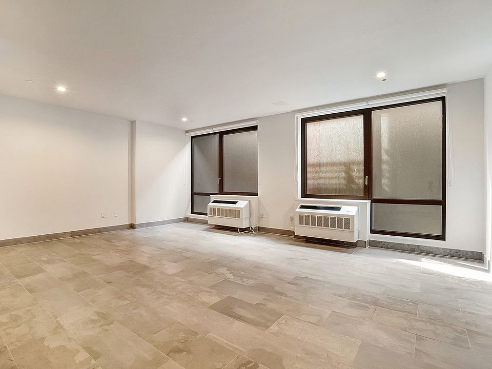1st image of 595 Baltic St #B1