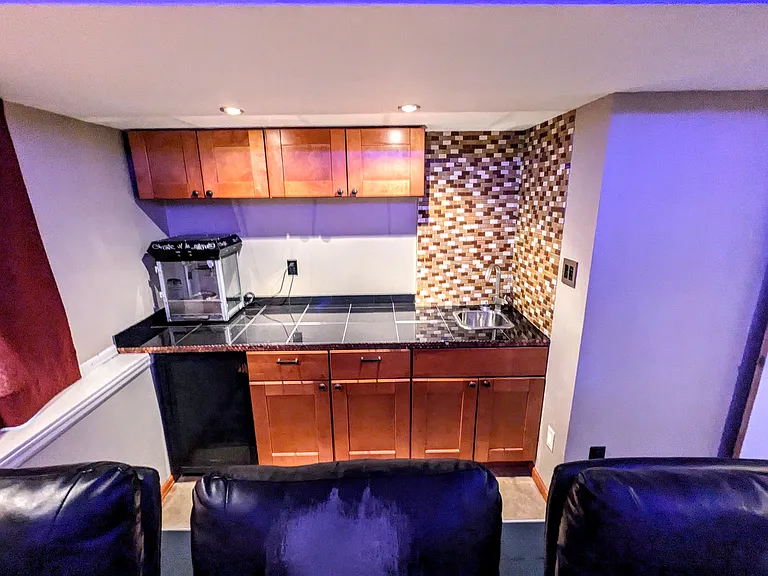 Popcorn maker and wine/beer cooler and wet bar