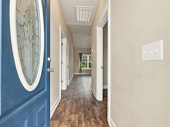 2nd image of 207 Copperwood Loop