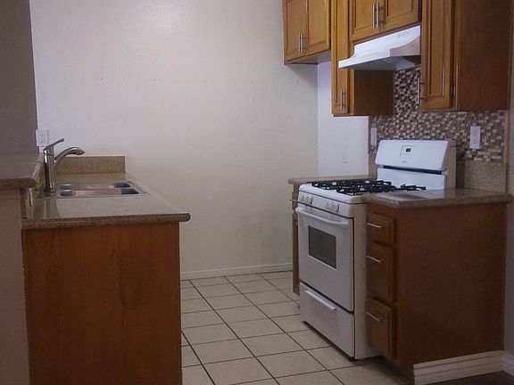 3rd image of 11270 Otsego St