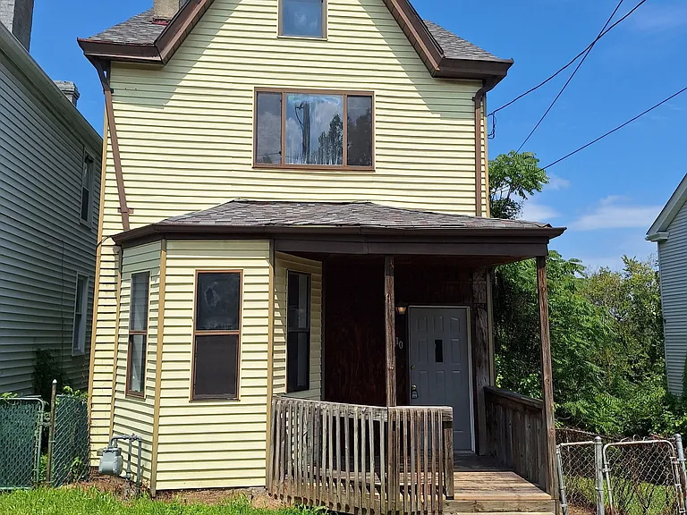 810 Etna St — Photo 1