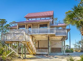 2209 Egret Point Rd, Eastpoint, FL 32328