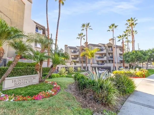 430 Lake St Unit 304, Huntington Beach, CA 92648