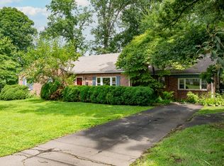 5708 Dawes Ave, Alexandria, VA 22311