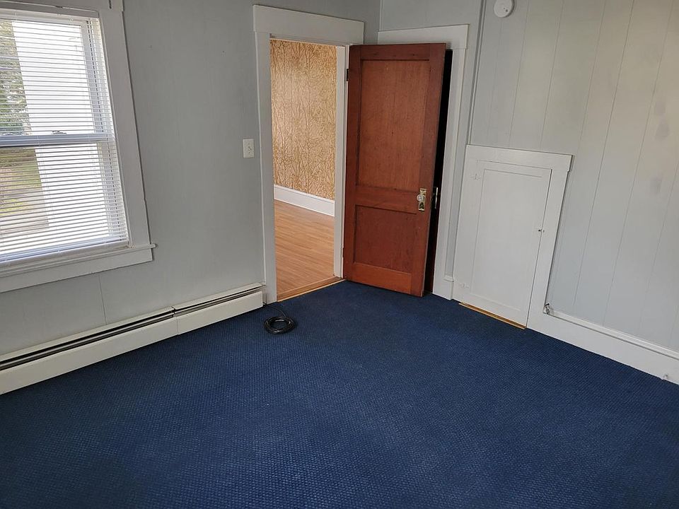 2nd image of 60 Pleasant St APT 2