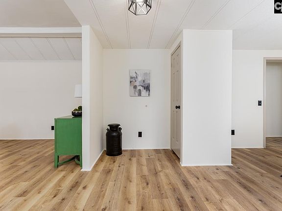 4th image of 1011 Saddle Club Ln