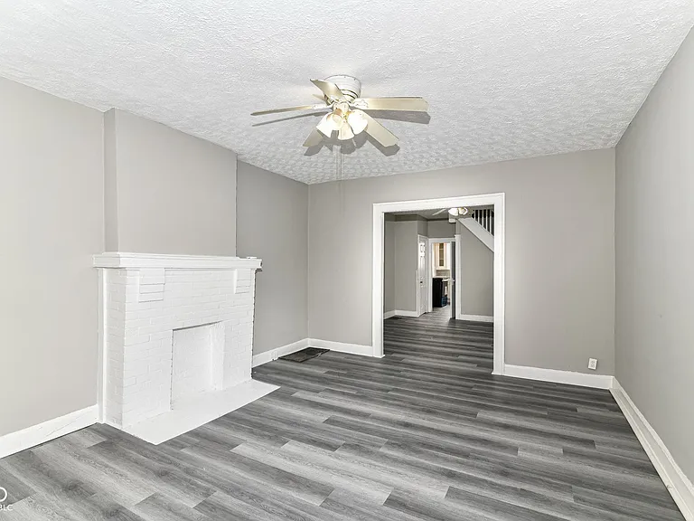 3041 Broadway St — Photo 10