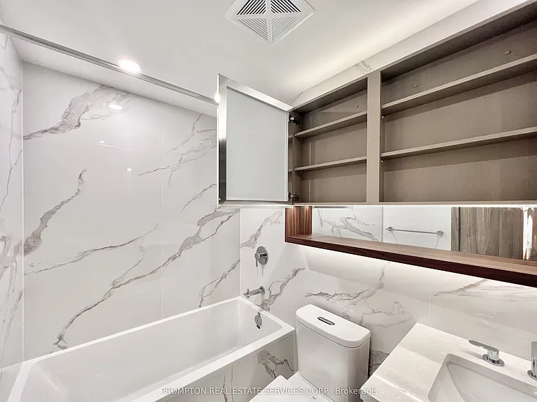 68 Esther Shiner Blvd #2016 — Photo 16