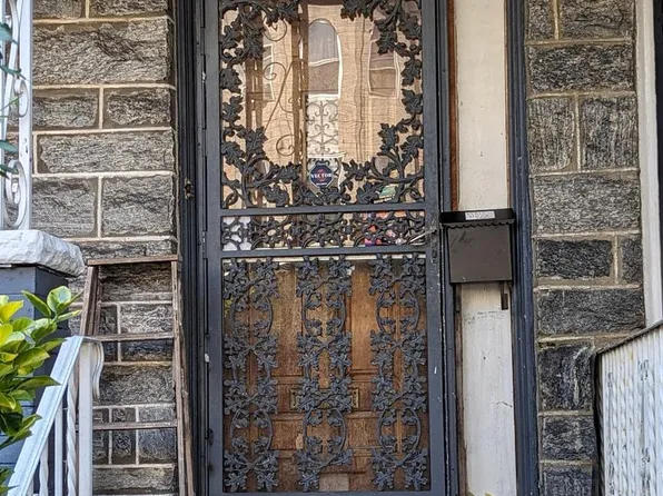 32 W Rockland St, Philadelphia, PA 19144