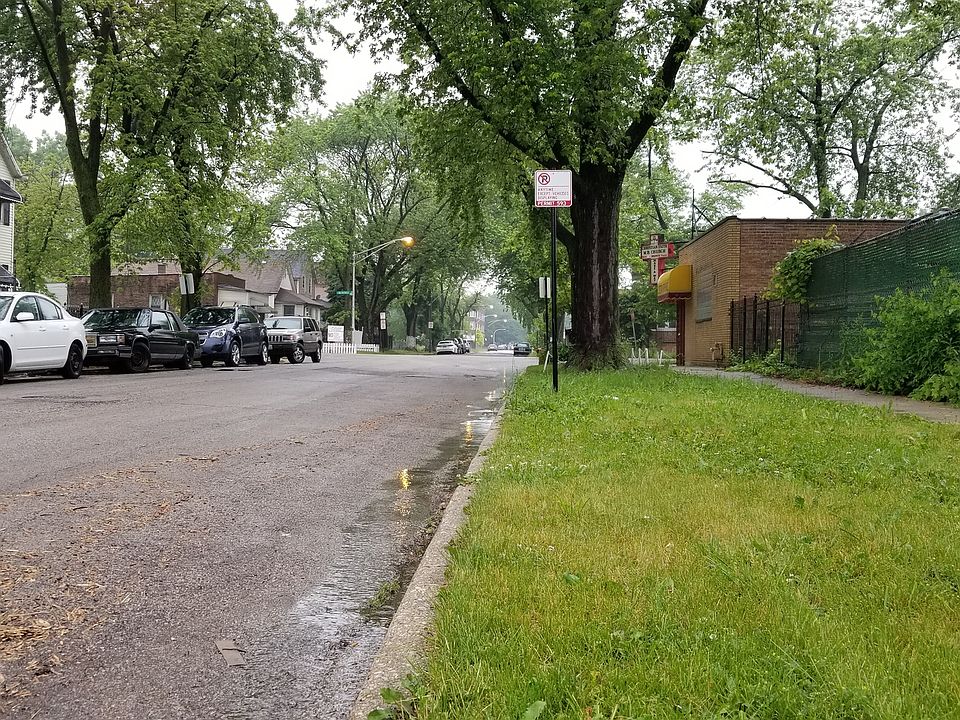 2nd image of 4644 W Superior St
