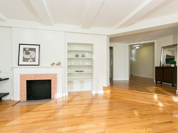 3rd image of 400 E 57th St APT 5K