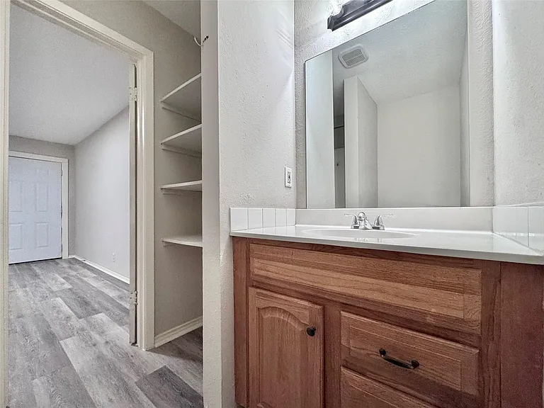2110 Blue Meadow Dr #A — Photo 21