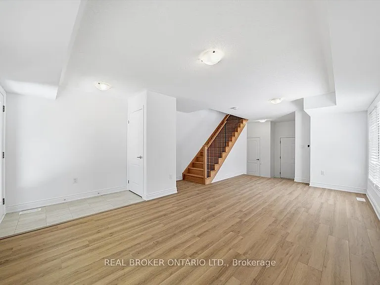 6175 Kingston Rd — Photo 3