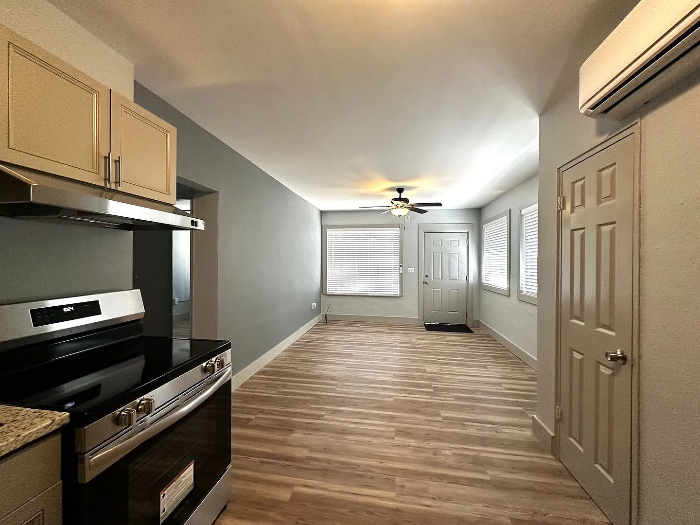 Perdido Manor — Photo 2