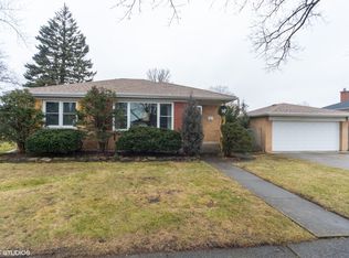 1846 Burns Ave, Westchester, IL 60154