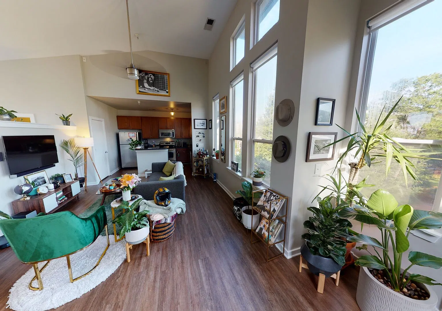 Optimist Hall Penthouse — Photo 4