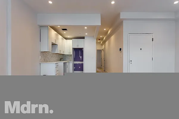Rented by Mdrn Residential | media 38
