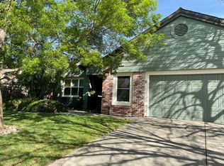 1715 Brandee Ln, Santa Rosa, CA 95403